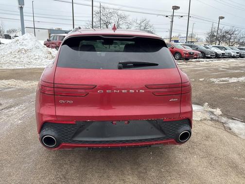 2023 Genesis GV70 2.5T