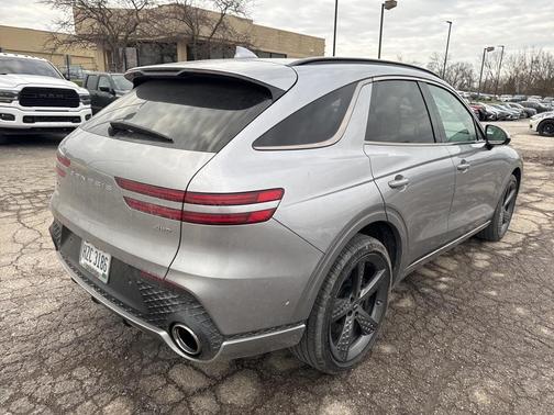 2024 Genesis GV70 2.5T