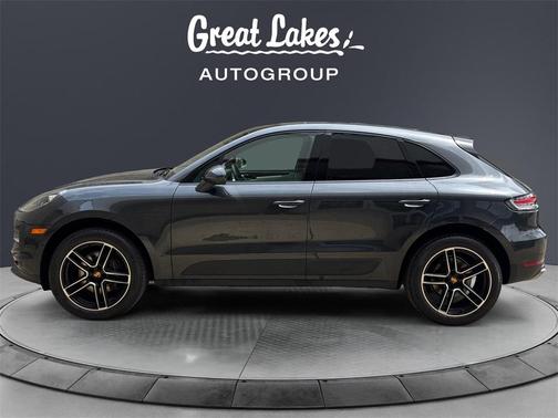 2021 Porsche Macan Base