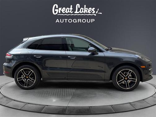 2021 Porsche Macan Base
