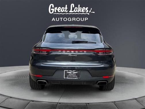 2021 Porsche Macan Base