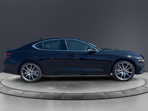 2026 Genesis G70 2.5T Prestige