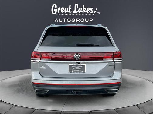2024 Volkswagen Atlas 2.0T SE