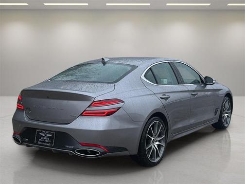 2026 Genesis G70 2.5T Standard