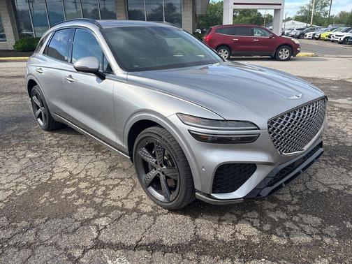 Savile Silver 2023 Genesis GV70 2.5T