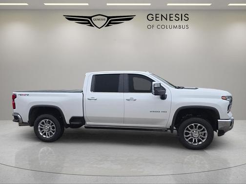 Iridescent Pearl Tricoat 2024 Chevrolet Silverado 2500 LTZ