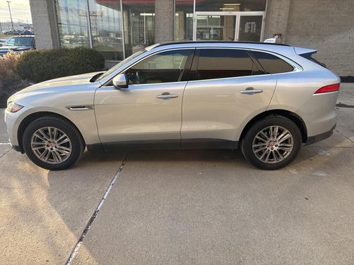 2018 Jaguar F-PACE 25t Prestige