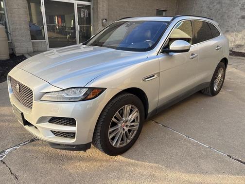 2018 Jaguar F-PACE 25t Prestige