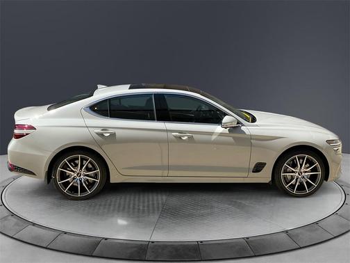 2026 Genesis GV70 3.5T Sport Advanced