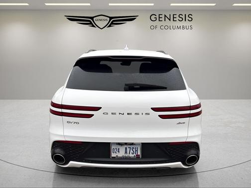 2023 Genesis GV70 2.5T