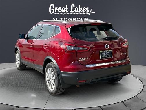 2022 Nissan Rogue Sport SV