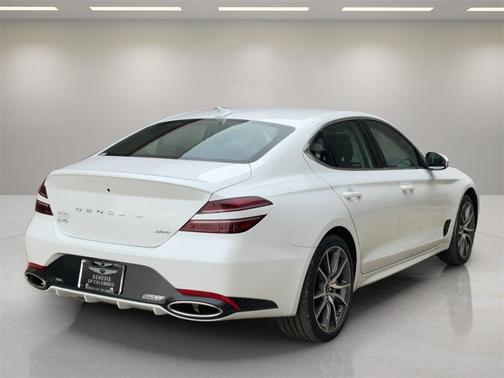 2026 Genesis G70 2.5T Standard