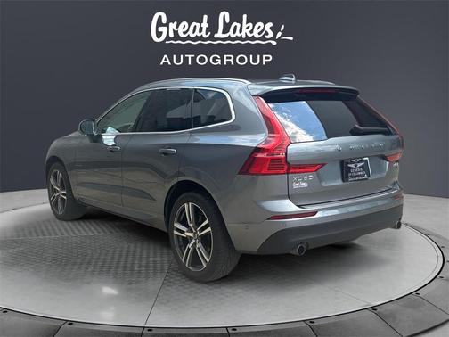 2018 Volvo XC60 T6 Momentum