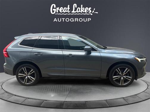 2018 Volvo XC60 T6 Momentum