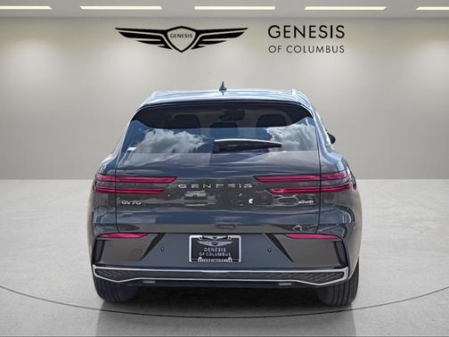 Makalu Gray 2026 Genesis GV70 2.5T