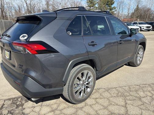 2024 Toyota RAV4 XLE Premium