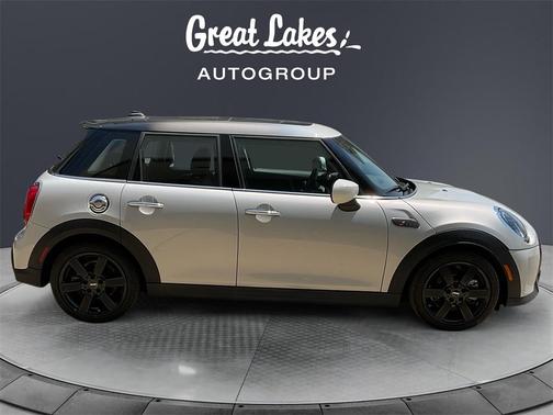 2023 MINI Hardtop Cooper