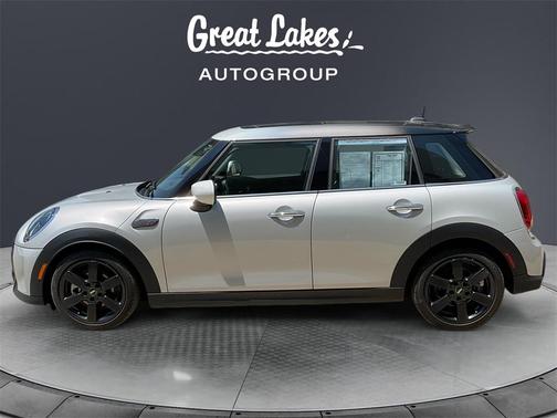 2023 MINI Hardtop Cooper