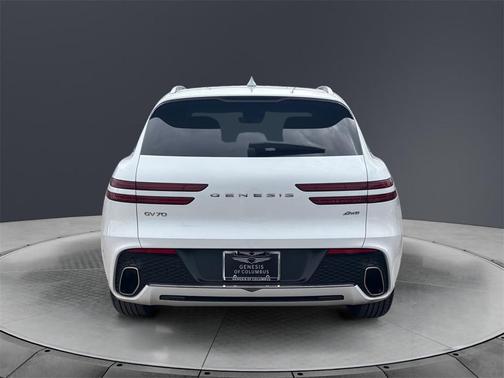 2025 Genesis GV70 2.5T