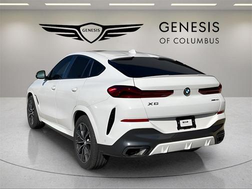 2023 BMW X6 xDrive40i