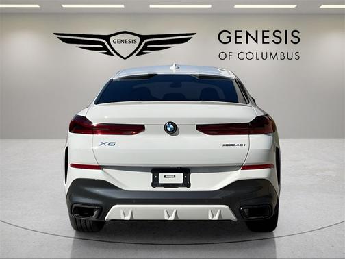 2023 BMW X6 xDrive40i