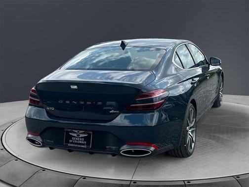 2025 Genesis G70 2.5T