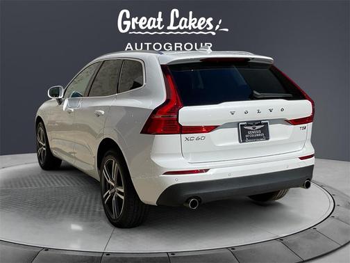 2021 Volvo XC60 T5 Momentum