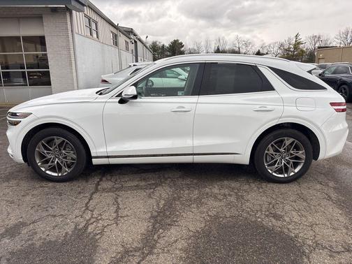 2025 Genesis GV70 2.5T