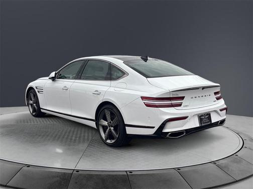 2025 Genesis G80 2.5T