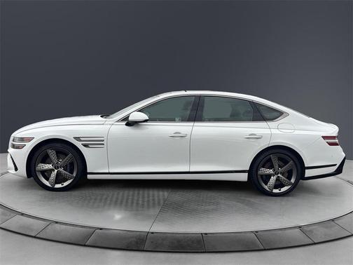 2025 Genesis G80 2.5T