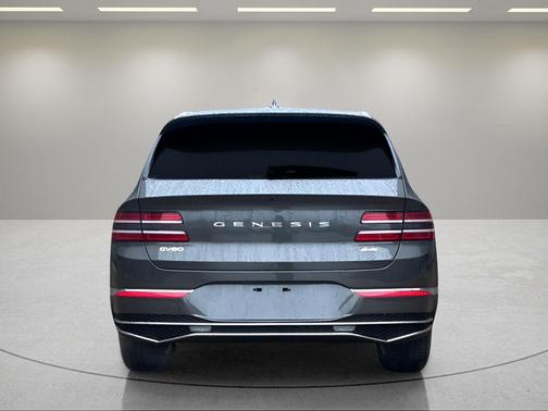 2026 Genesis GV80 2.5T
