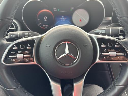 2022 Mercedes-Benz GLC 300 Base 4MATIC