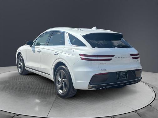 2026 Genesis GV70 2.5T Select