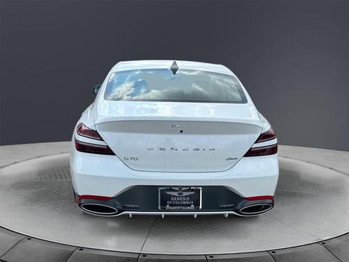 2025 Genesis G70 2.5T