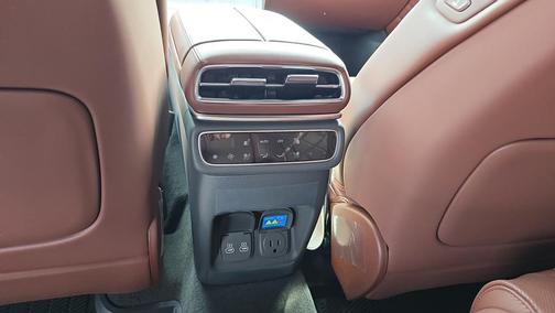 Vik Black 2026 Genesis GV80 3.5T Prestige