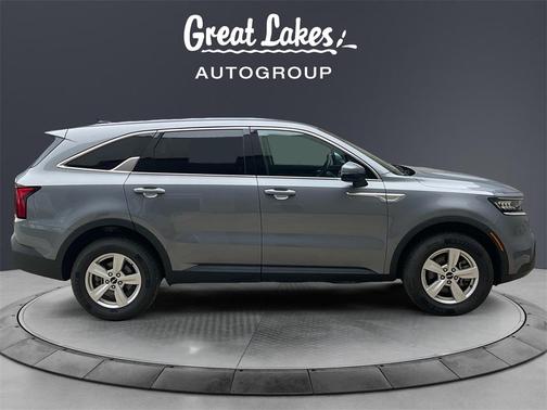2023 Kia Sorento LX