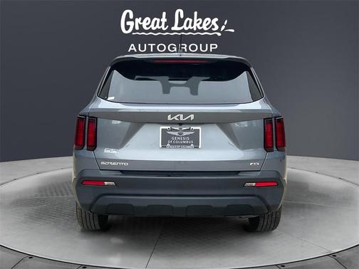 2023 Kia Sorento LX