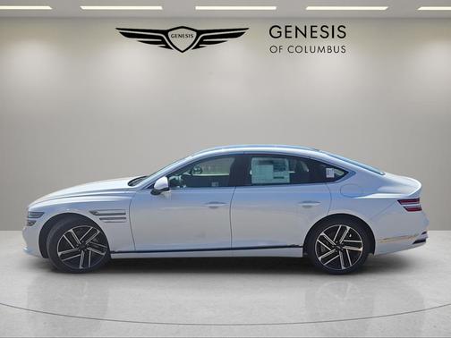 Uyuni White 2026 Genesis G80 2.5T