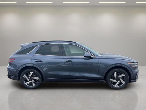 2026 Genesis GV70 3.5T Sport Advanced