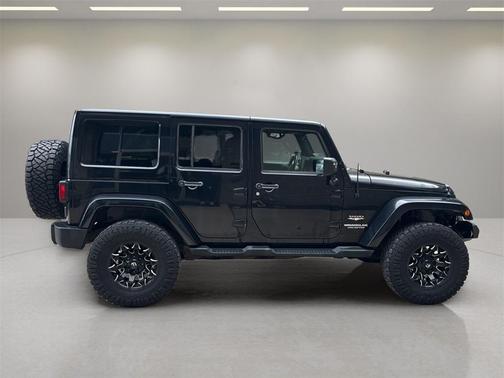 2012 Jeep Wrangler Unlimited Sahara