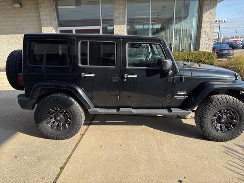 2012 Jeep Wrangler Unlimited Sahara