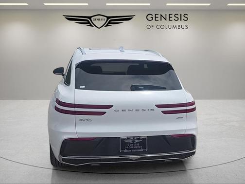 Uyuni White 2026 Genesis GV70 2.5T Advanced
