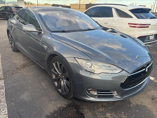 2013 Tesla Model S Performance