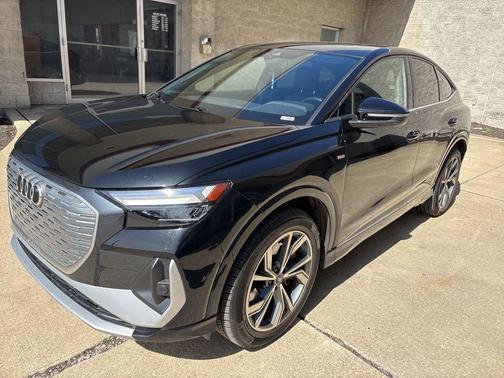 2023 Audi Q4 e-tron 50 Premium Plus