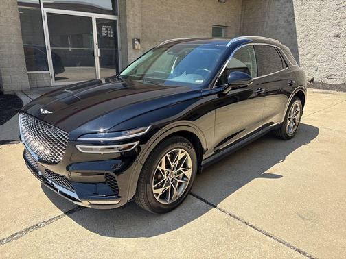 Vik Black 2024 Genesis GV70 2.5T