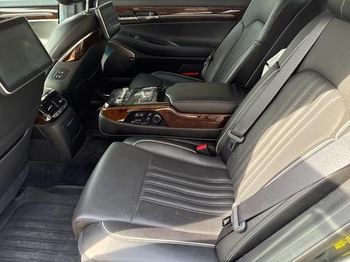 2018 Genesis G90 5.0 Ultimate