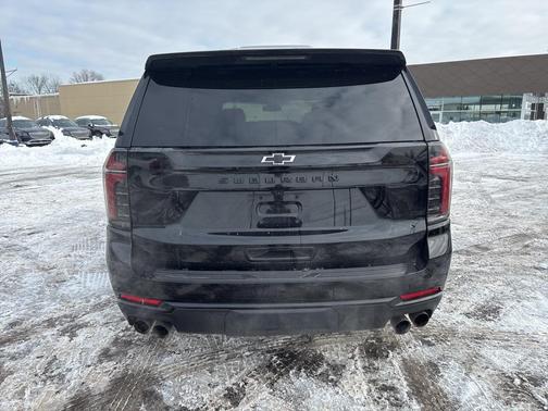 2025 Chevrolet Suburban Z71