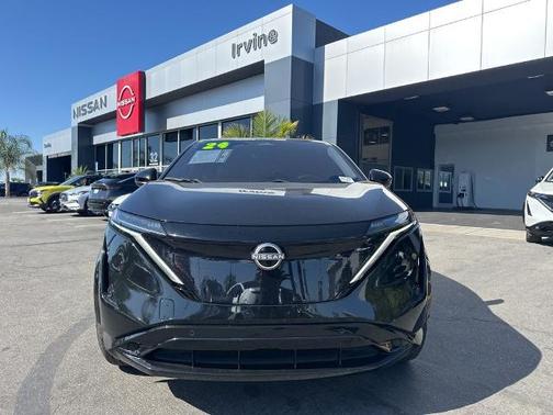 Black Diamond Pearl 2024 Nissan ARIYA VENTURE+