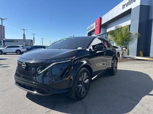 Black Diamond Pearl 2024 Nissan ARIYA VENTURE+