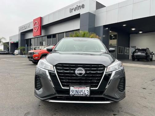 2025 Nissan Kicks Play S